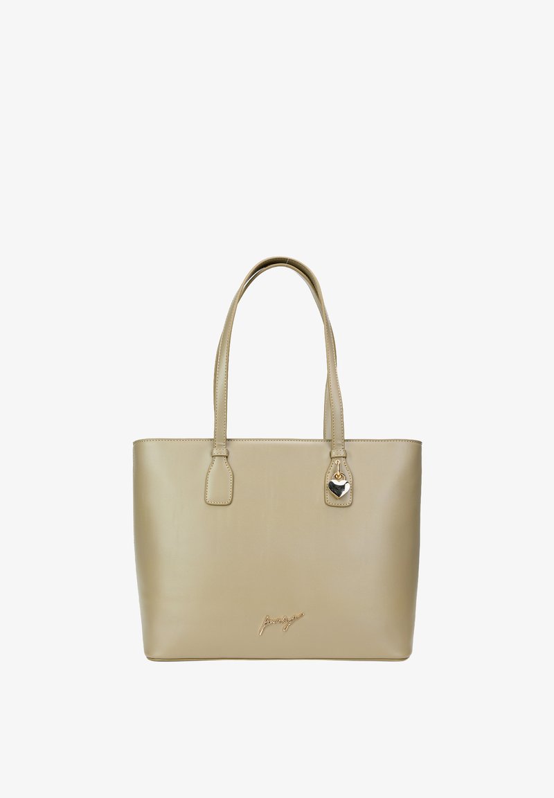 Beżowa torba na ramię z imitacji skóry z podwójnymi uchwytami u góry, złotymi elementami wykończenia i serduszkowym zawieszką. Gładka faktura i minimalistyczny design.