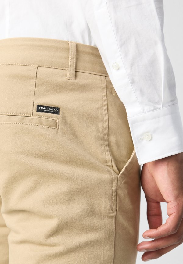 CORE MOTT - Chinos - sand3