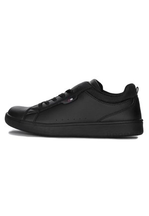- Sneakersy niskie
