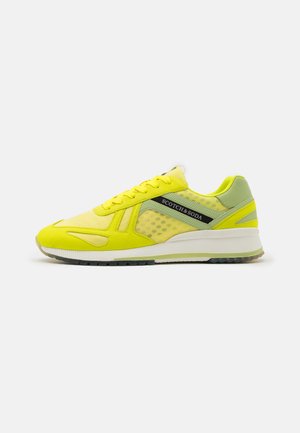 Scotch & Soda VIVEX - Sneaker low - yellow gold