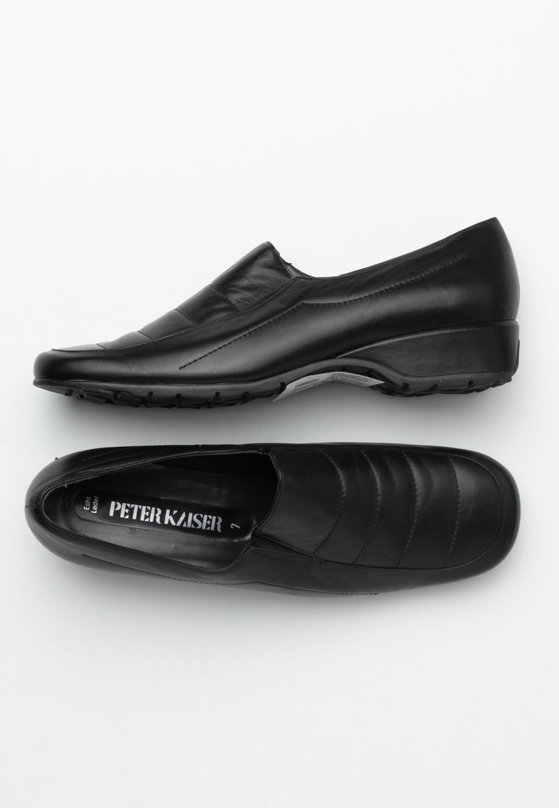 Chaussures femme en cuir noir à enfiler avec talon compensé bas, semelle texturée et dessus rembourré, taille 7 de Peter Kaiser.