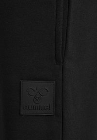 Hummel CLEAN ADJUSTABLE - Träningsshorts - black