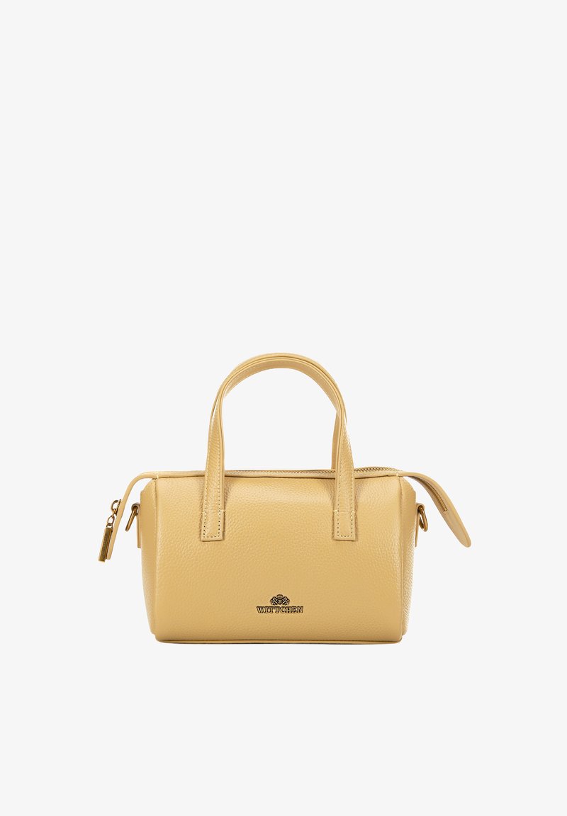 Geel leren handtas met een gestructureerde afwerking, dubbele handvatten en een ritssluiting. Beschikt over een subtiele logo aan de voorkant. Compact rechthoekig formaat.