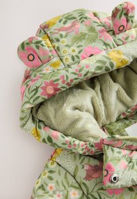 Next REGULAR FIT - SHOWER RESISTANT FRILL HEM PADDED - Giacca invernale - green floral