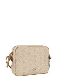 Beige axelväska med ett upprepande logomönster. Tillverkad av syntetiskt material, med silverdetaljer och en justerbar rem.