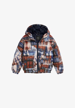 Kinder Steppjacke mit Kapuze mit rot-blau-weißem Patchwork-Karomuster und vorderen Taschen mit Knöpfen.