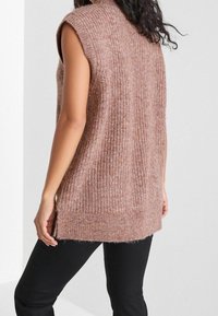 Next Top - pink