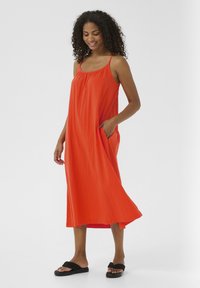 Kaffe KAPAULINE - Freizeitkleid - grenadine