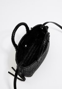 Bimba Y Lola Kabelka - black