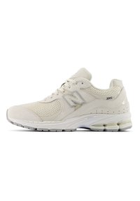 2002 - Baskets basses - beige
