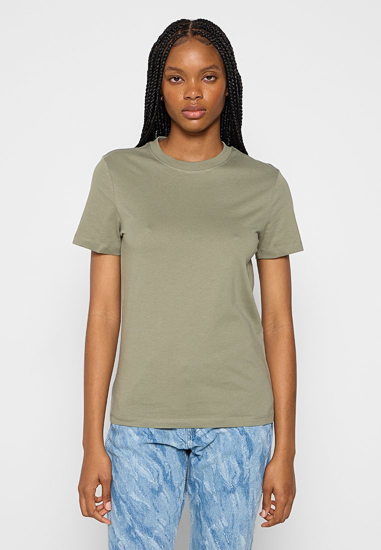 Selected Femme T-Shirt basic oliv