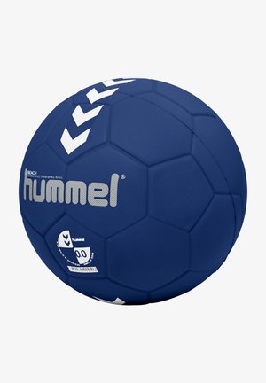 Blauer Trainingsball mit sechseckigen Paneelen, strukturiertem Oberflächen und weißen Akzenten. Enthält den Markennamen "hummel" und Trainingsspezifikationen.