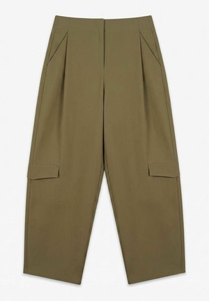 Vero Moda, CARGO TROUSERS VMPETRINA MID WAIST TROUSERS - Pantalon cargo - ivy green