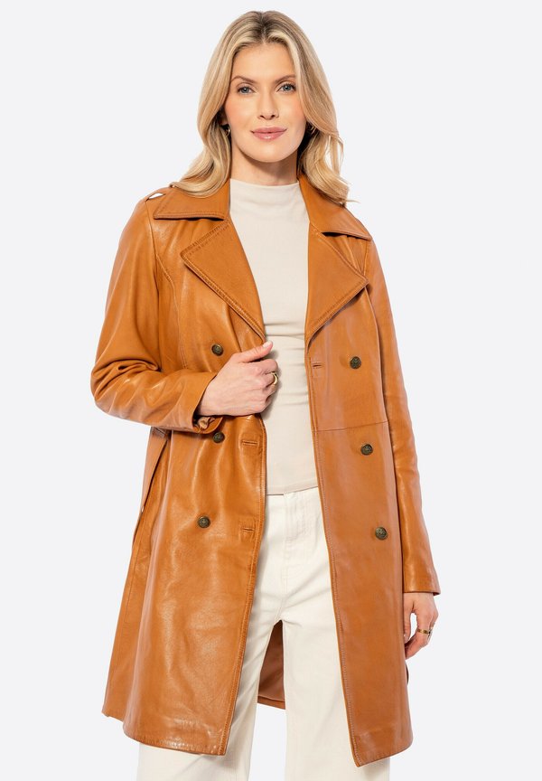 Trenchcoat