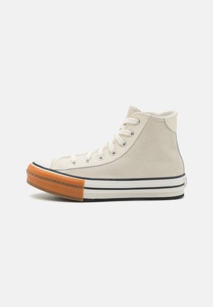 CHUCK TAYLOR ALL STAR LIFT UNISEX - High-top trainers - egret/vintage white/black