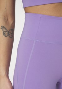 Girlfriend Collective COMPRESSIVE HIGH RISE - Tajice - cosmos
