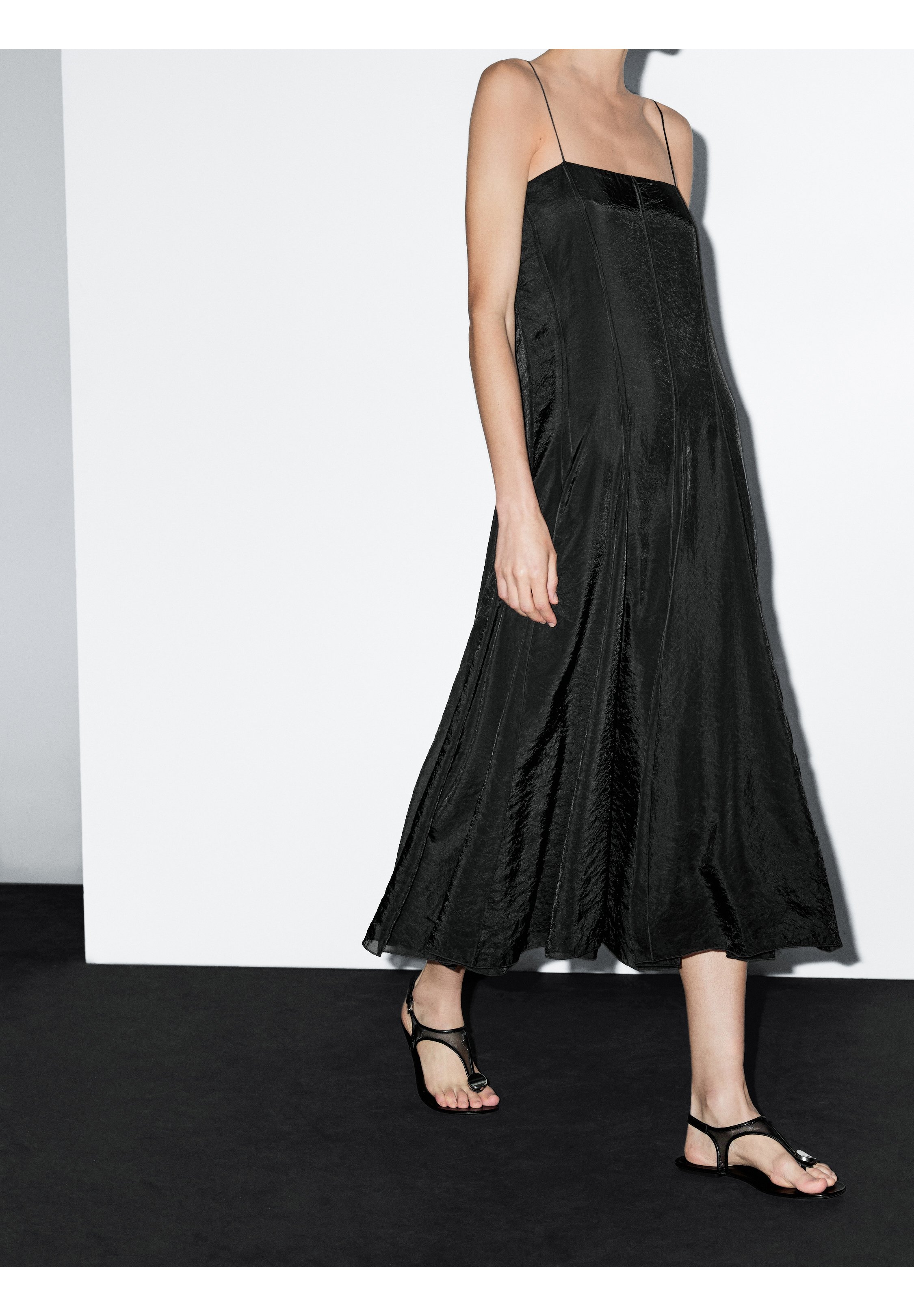 【Massimo Dutti】Flowing midi dress with godet detail Massimo Dutti FLOWING WITH GODET DETAIL - Cocktail dress