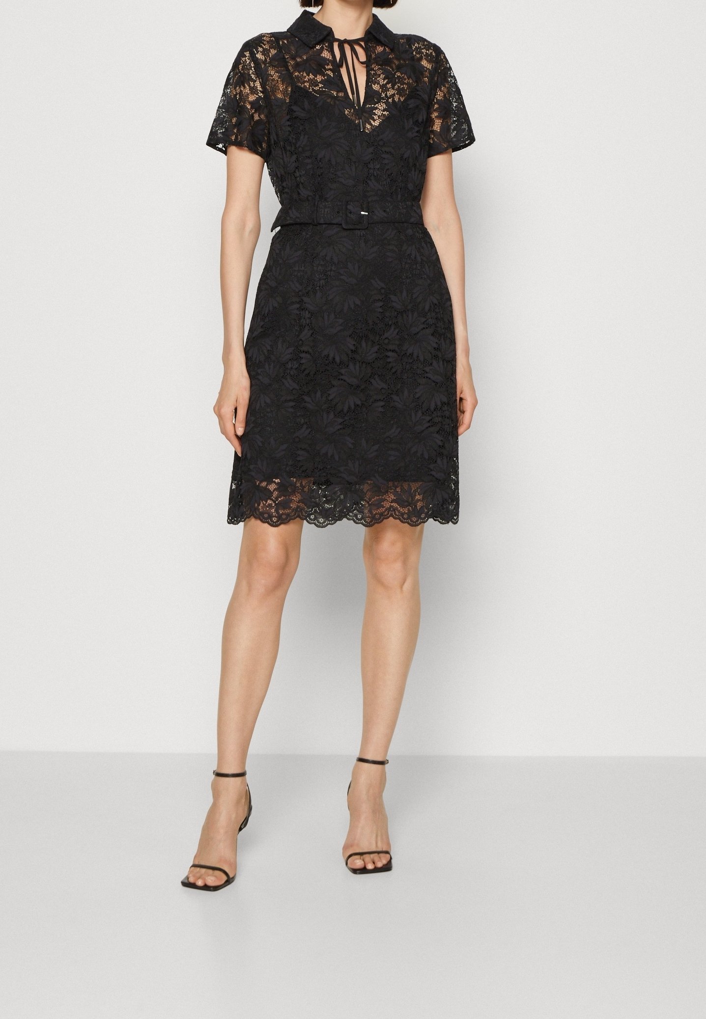 Guess Cocktail dress / Party dress - black - (Pre-owned) - Zalando.ie