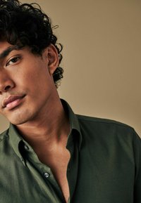 Next REGULAR FIT - Skjorter - forest green