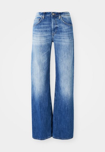 Gaiši zili denim platlaidi džinsi ar nolietotu tekstūru, augstu jostasvietu, pieciem kabatām un redzamām izšūšanas detaļām.