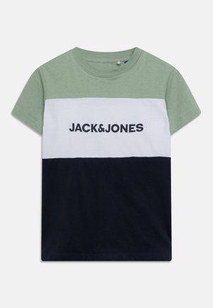 JJELOGO BLOCKING TEE - Camiseta estampada - granite green