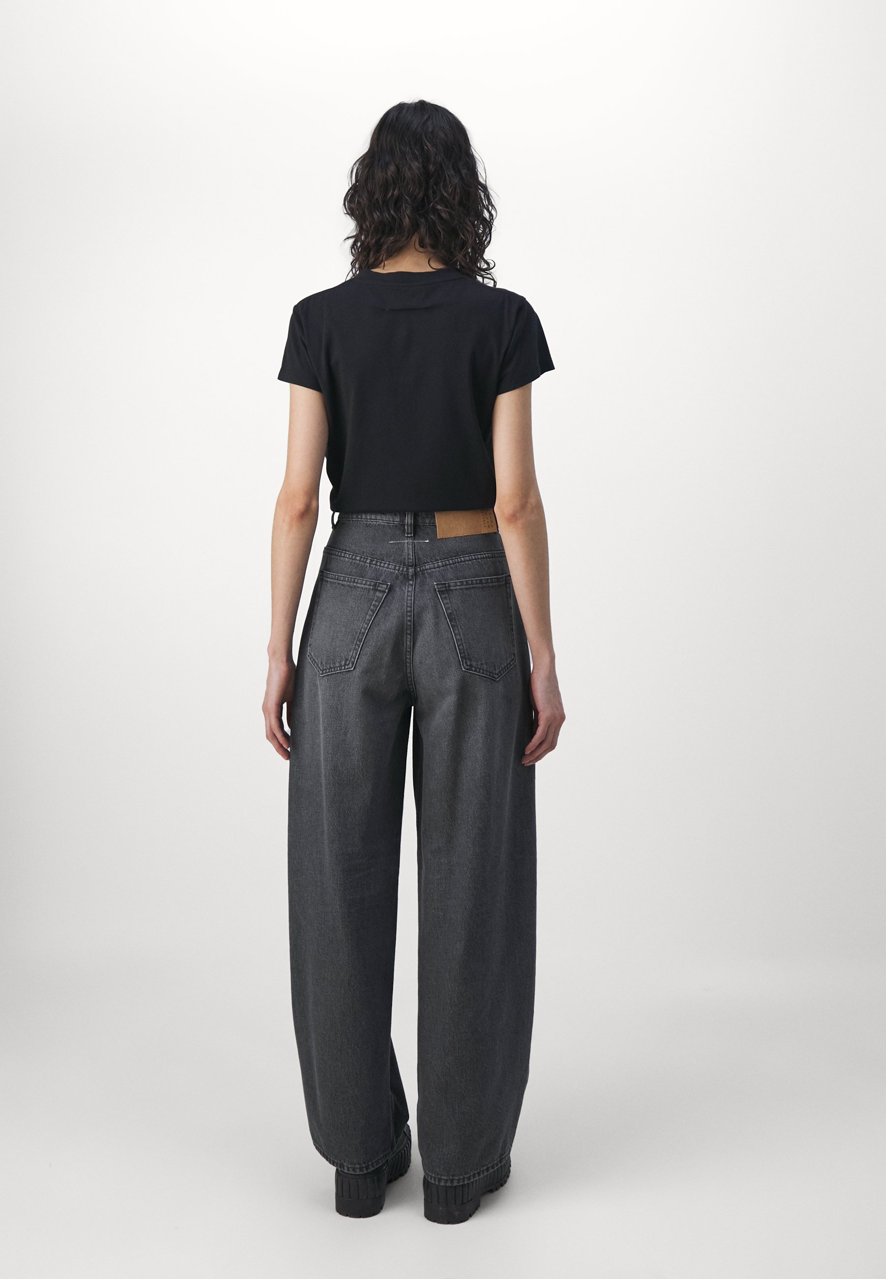★MM6 Maison Margiela★ Wide logo pants gray S52KA0396S25575 23934288_54382020_600.jpg