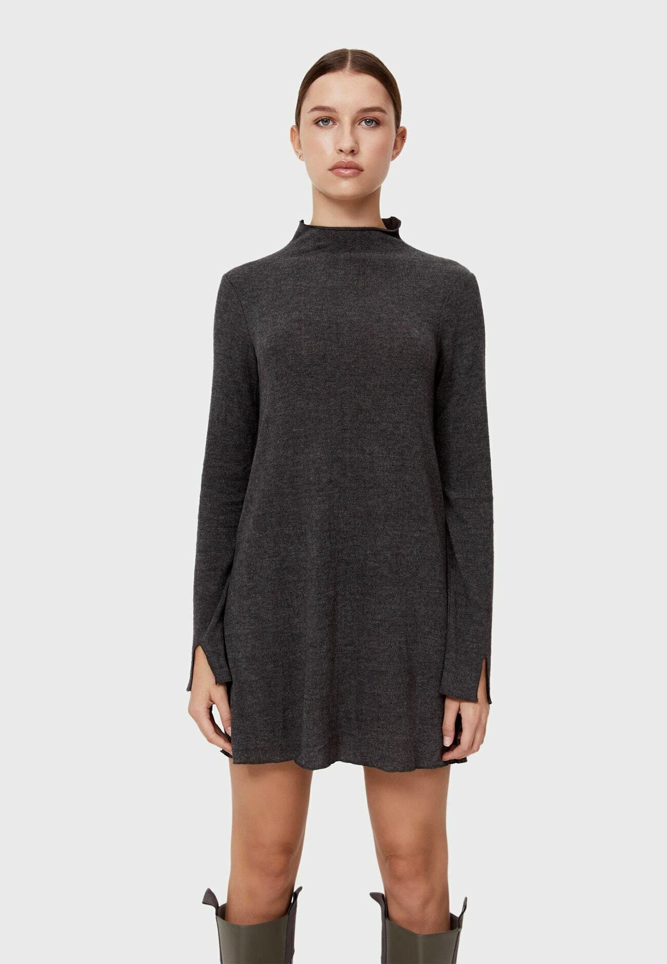 robe pull gris foncé