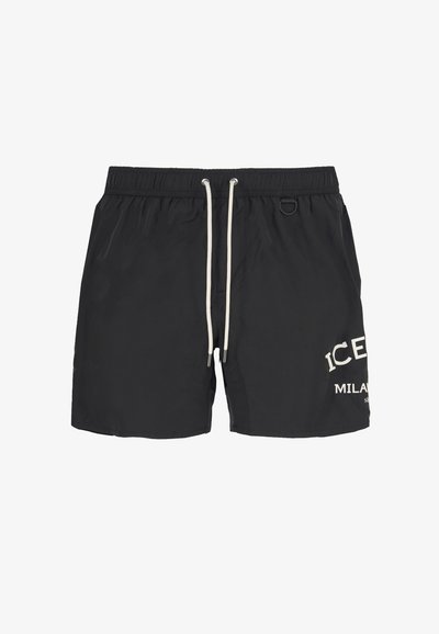 Pantaloni da nuoto neri realizzati in tessuto leggero, con vita regolabile tramite cordoncino e testo bianco stampato nella parte inferiore sinistra.