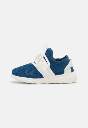 JUMP RECYCLE - Slip-ons - mykonos blue