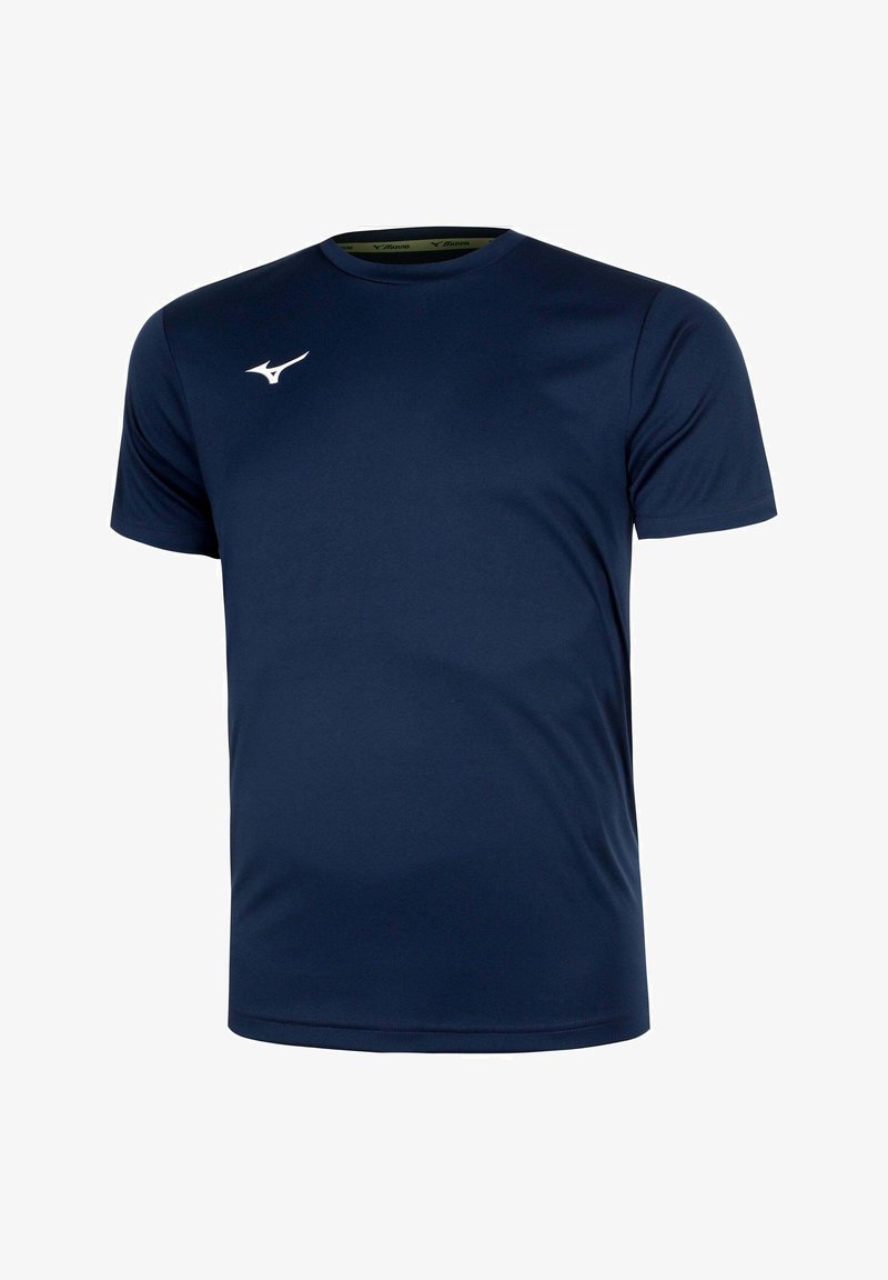 T-shirt de sport bleu marine à manches courtes avec col rond et un petit logo blanc sur la partie supérieure gauche de la poitrine.