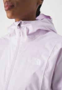 The North Face CROPPED QUEST JACKET - Hardshell bunda - icy lilac