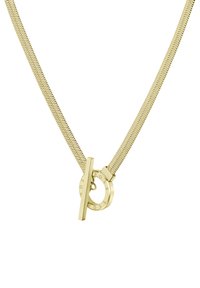 Collana in metallo dorato con design a catena a spina di pesce. Presenta un fermaglio a cerchio con la parola "BOSS" incisa.