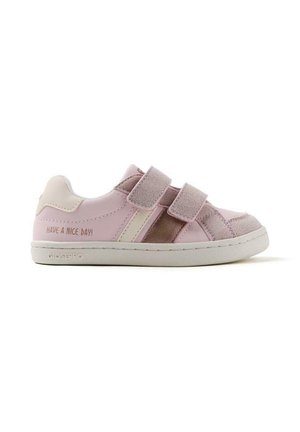 Sneakers sintetici rosa con due cinturini in velcro, dettagli bianchi, finitura testurizzata e la frase "BUONA GIORNATA!" stampata sul lato.