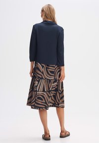 Thumbnail Image 3