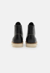 Zign Stivaletti stringati - black