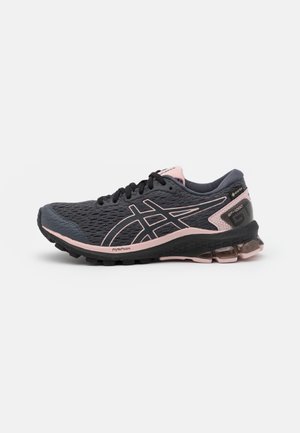 GT-1000 9 GTX - Chaussures de running stables - carrier grey/ginger peach
