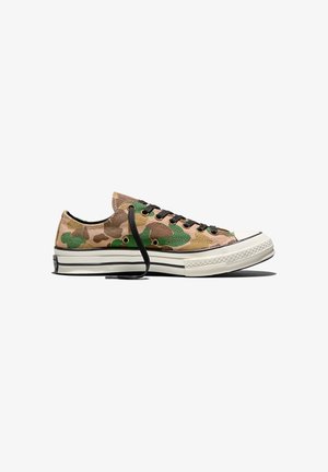 Converse, LOW-TOP SHOE CHUCK 70 ARCHIVAL CAMO UNISEX - Sneakers basse - warm quarry creeping forest