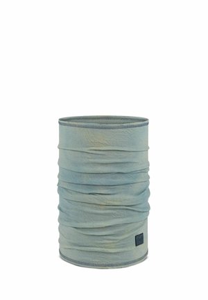 Hellgrüner nahtloser Stoffschlauch mit feiner Textur und kleinem schwarzen Logo-Patch nahe dem unteren Rand.