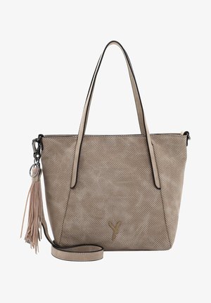 Bolso tote sintético beige perforado con dos asas para el hombro y una correa cruzada desmontable; cuenta con un fleco y un ribete en contraste.