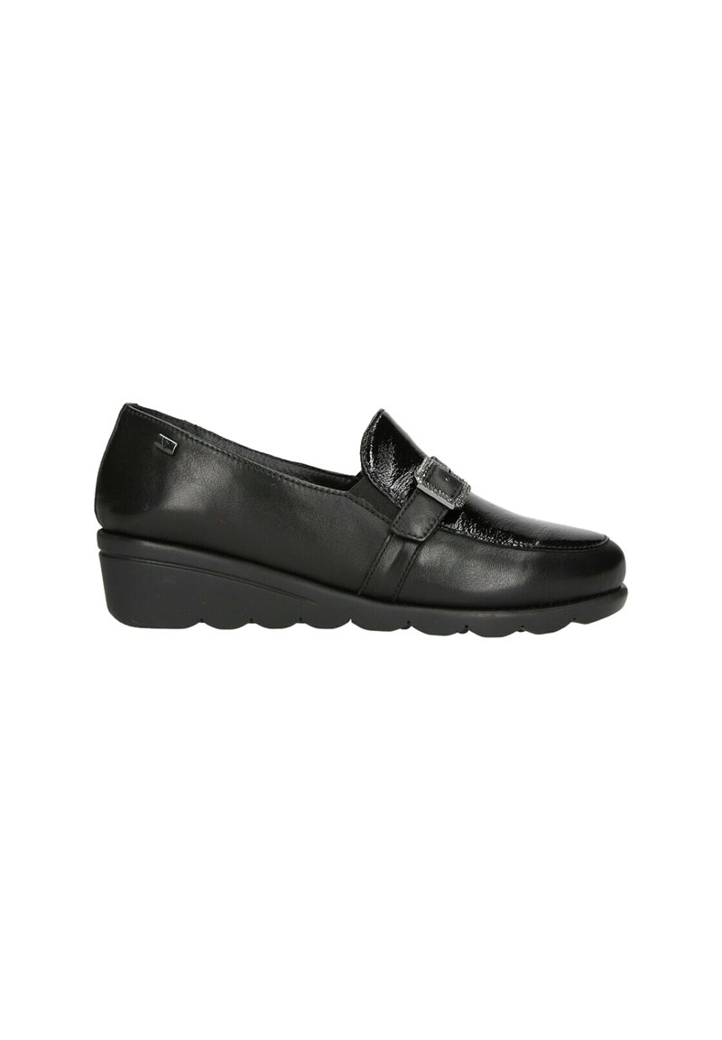 Scarpe slip-on in pelle nera con punta arrotondata, una fibbia decorativa e suola a zeppa bassa. Texture liscia con finitura lucida.