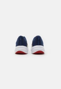 Nike Performance DOWNSHIFTER 12 - Tekaški copati za cesto - sea glass/midnight navy/white/university red/blue