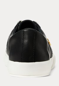 Lauren Ralph Lauren JANSON II BURNISHED LEATHER TRAINER - Tenisky - black