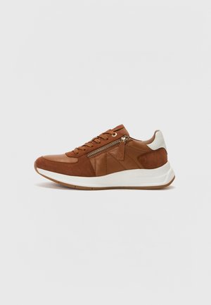 Treniņu apavi - cognac/white