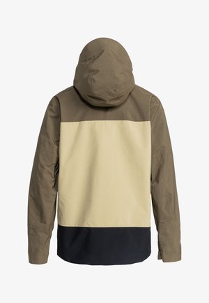 Gevoerde jas van waterafstotende stof; heeft een beige bovenkant, een bruine schouderpartij en een zwarte onderzijde met een zachte textuur.