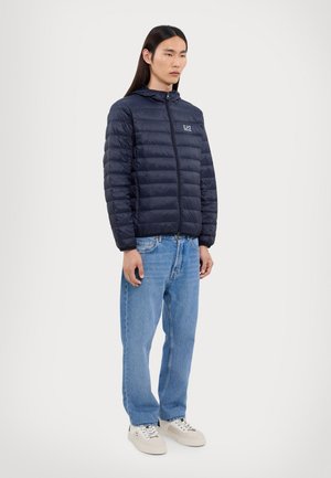TRAIN CORE LIGHT JACKET - Dunjakke - armani blue