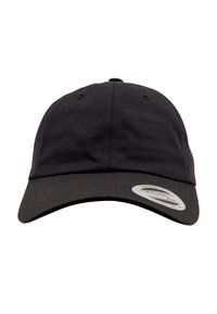 Schwarze Baseballmütze mit gebogenem Schirm, aus einem Stoff mit subtiler Textur. Verfügt über fünf Belüftungsösen und ein Logoetikett an der Seite.