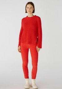 Oui RUBI MIT REISSVERSCHLUSS - Strickpullover - chinese red