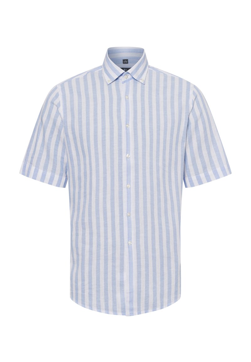 Himmelblaues Kurzarmhemd mit vertikalen weißen Streifen, Button-Down-Kragen und glatter Stoffqualität. Verfügt über einen abgerundeten Saum und vordere Knöpfe.