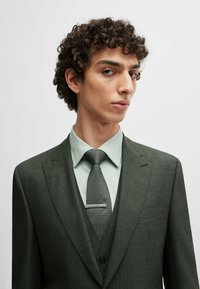 BOSS JECKSON SET - Suit - open green thirtyseven
