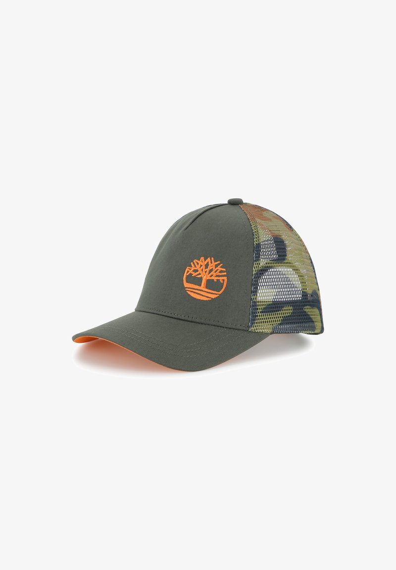 Casquette olive avec une visière incurvée, dos en maille arborant un motif camouflage, et un logo d'arbre orange sur le panneau avant.